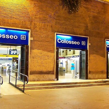 Vacanze Romane Colosseo Apartment Kültér fotó