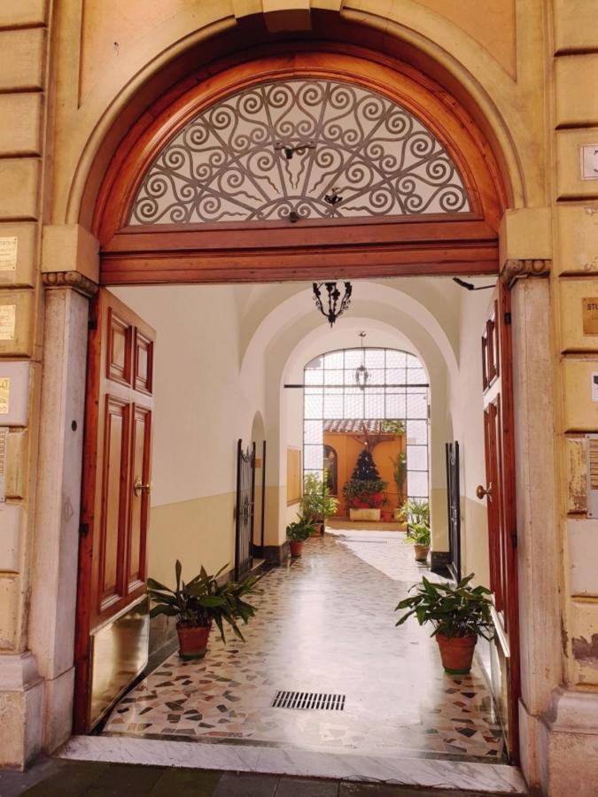 Vacanze Romane Colosseo Apartment Kültér fotó