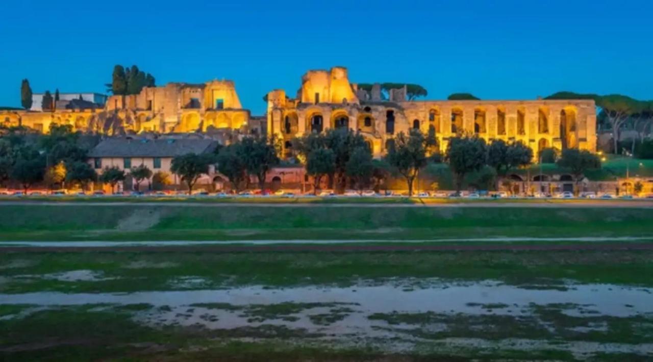Vacanze Romane Colosseo Apartment Kültér fotó