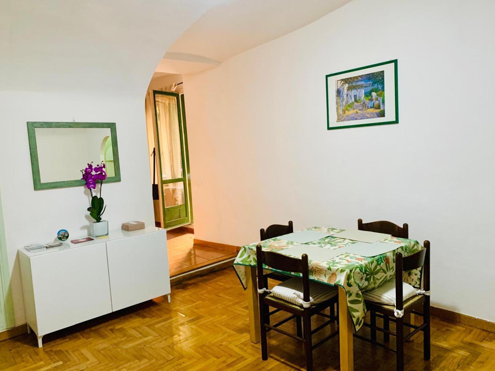Vacanze Romane Colosseo Apartment Kültér fotó