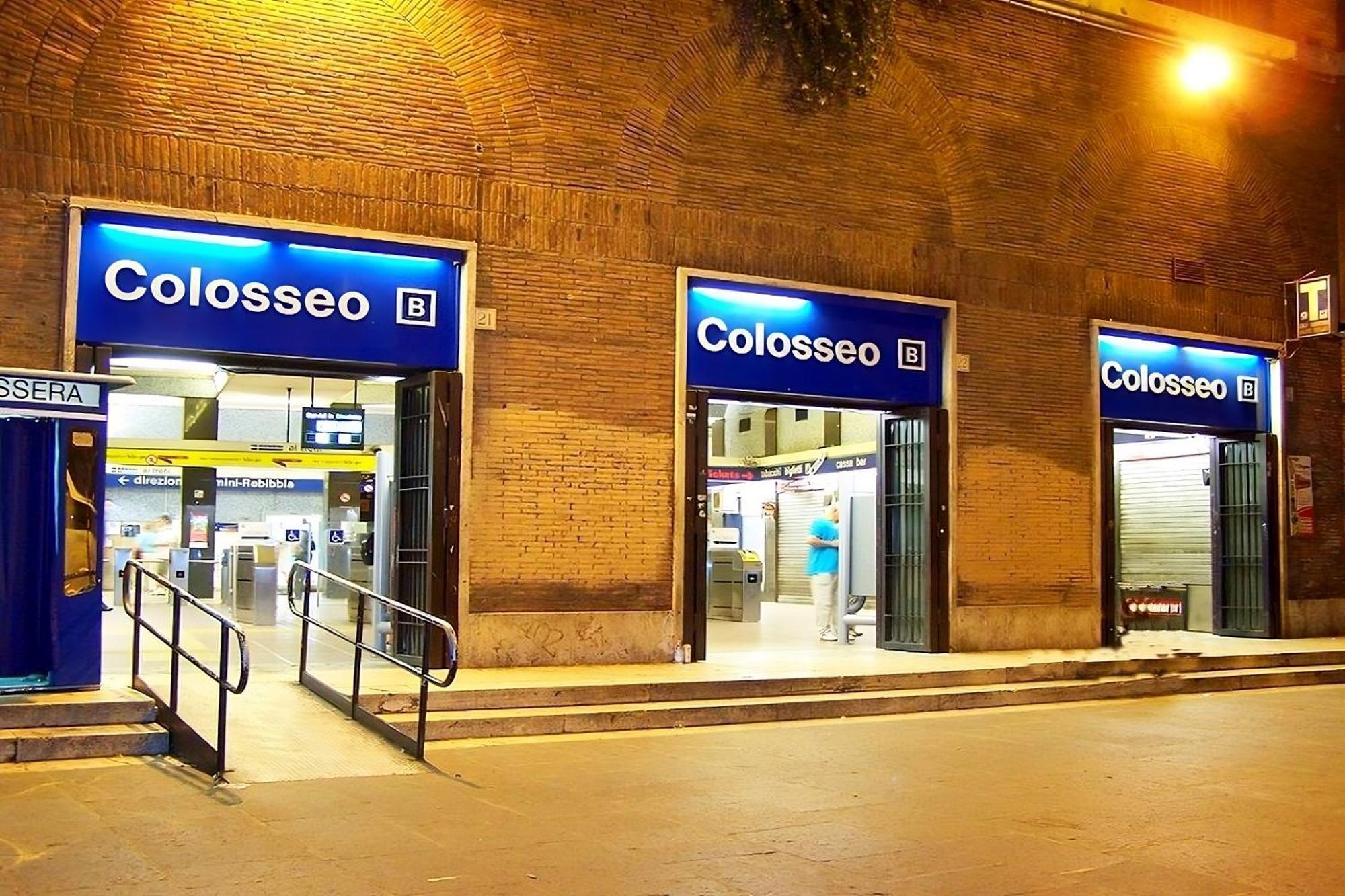 Vacanze Romane Colosseo Apartment Kültér fotó