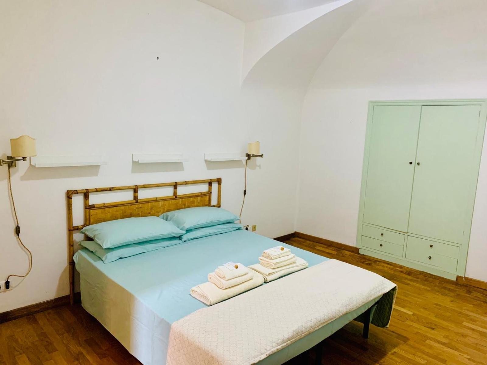 Vacanze Romane Colosseo Apartment Kültér fotó